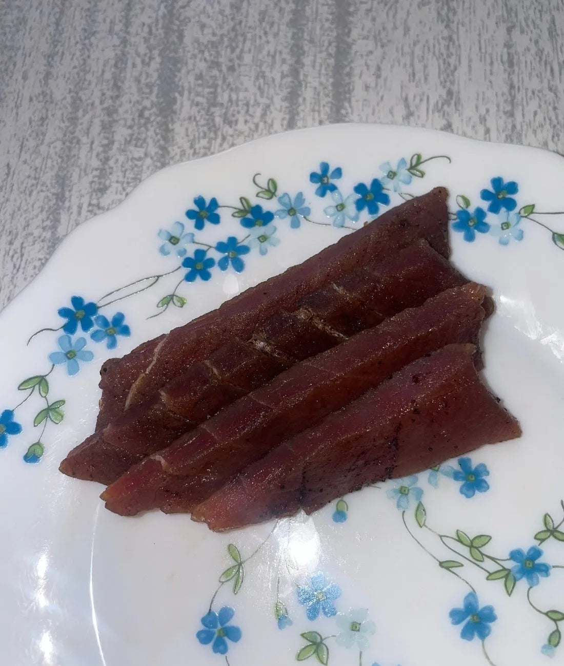 Thon cuit par méthode gravlax